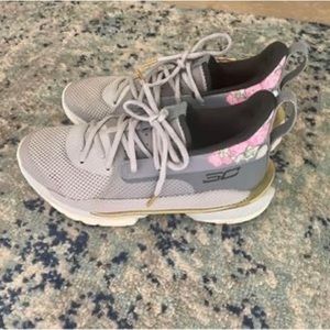 Under Armor Steph Curry Basketball Shoes